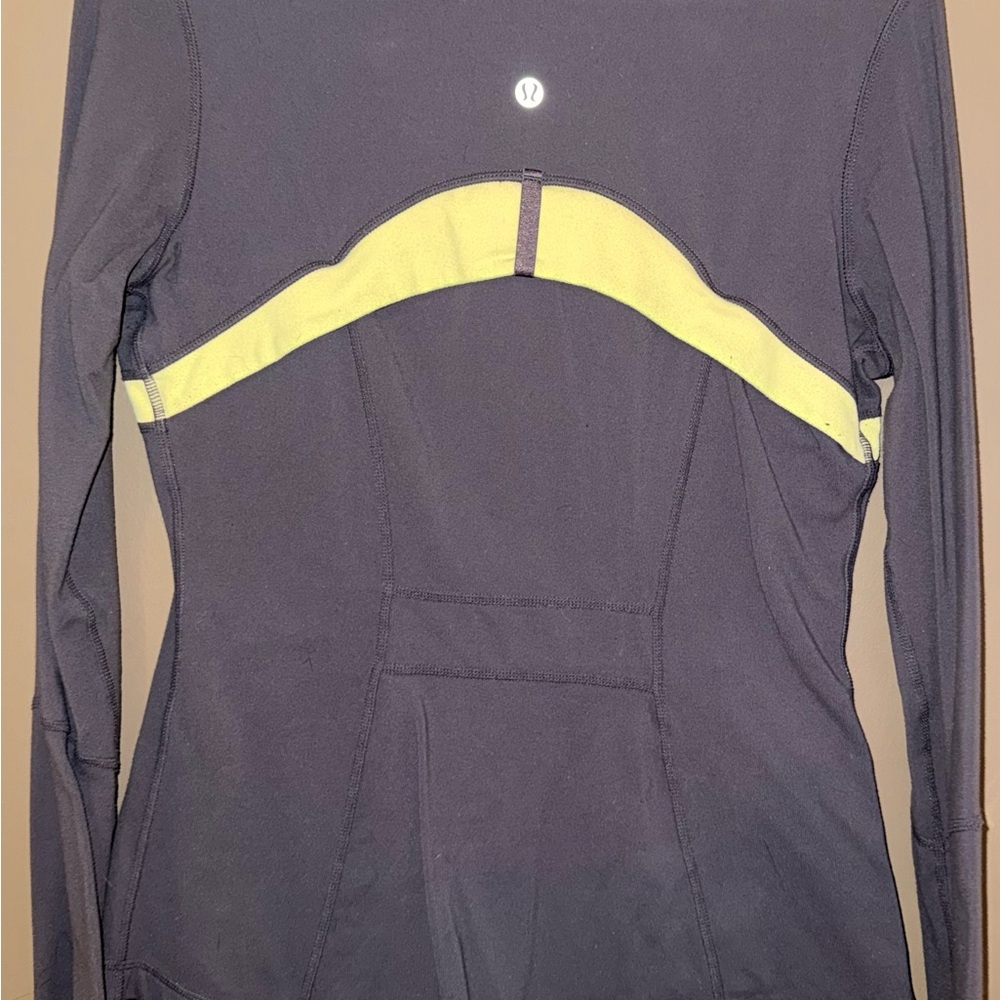 Lululemon Define Jacket - Picture 2 of 3